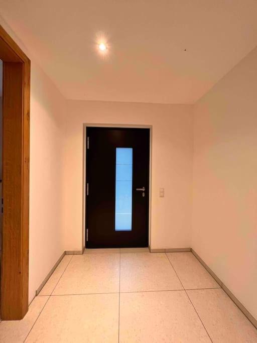 Viel Platz In Burghausen Fuer Freunde Und Familie Apartment Exterior photo