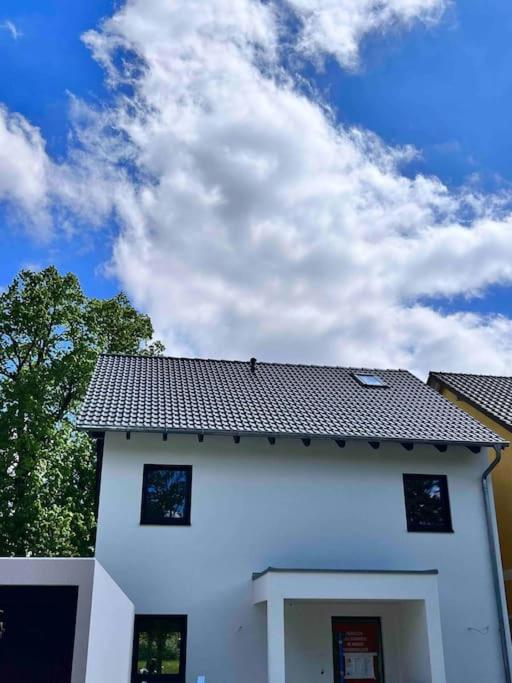 Viel Platz In Burghausen Fuer Freunde Und Familie Apartment Exterior photo